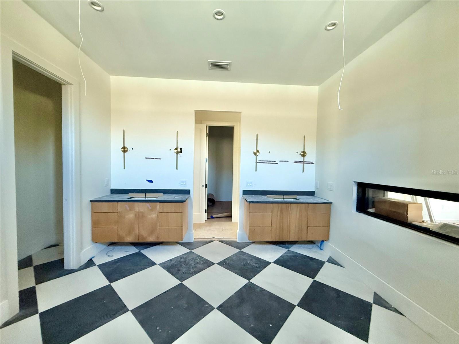 T3535891 Property Photo