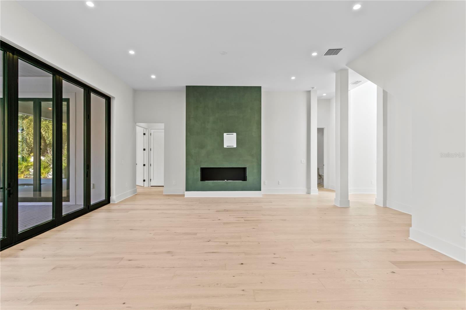 T3535891 Property Photo