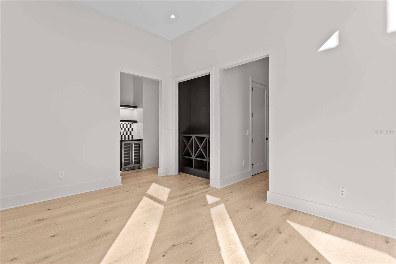 T3535891 Property Photo