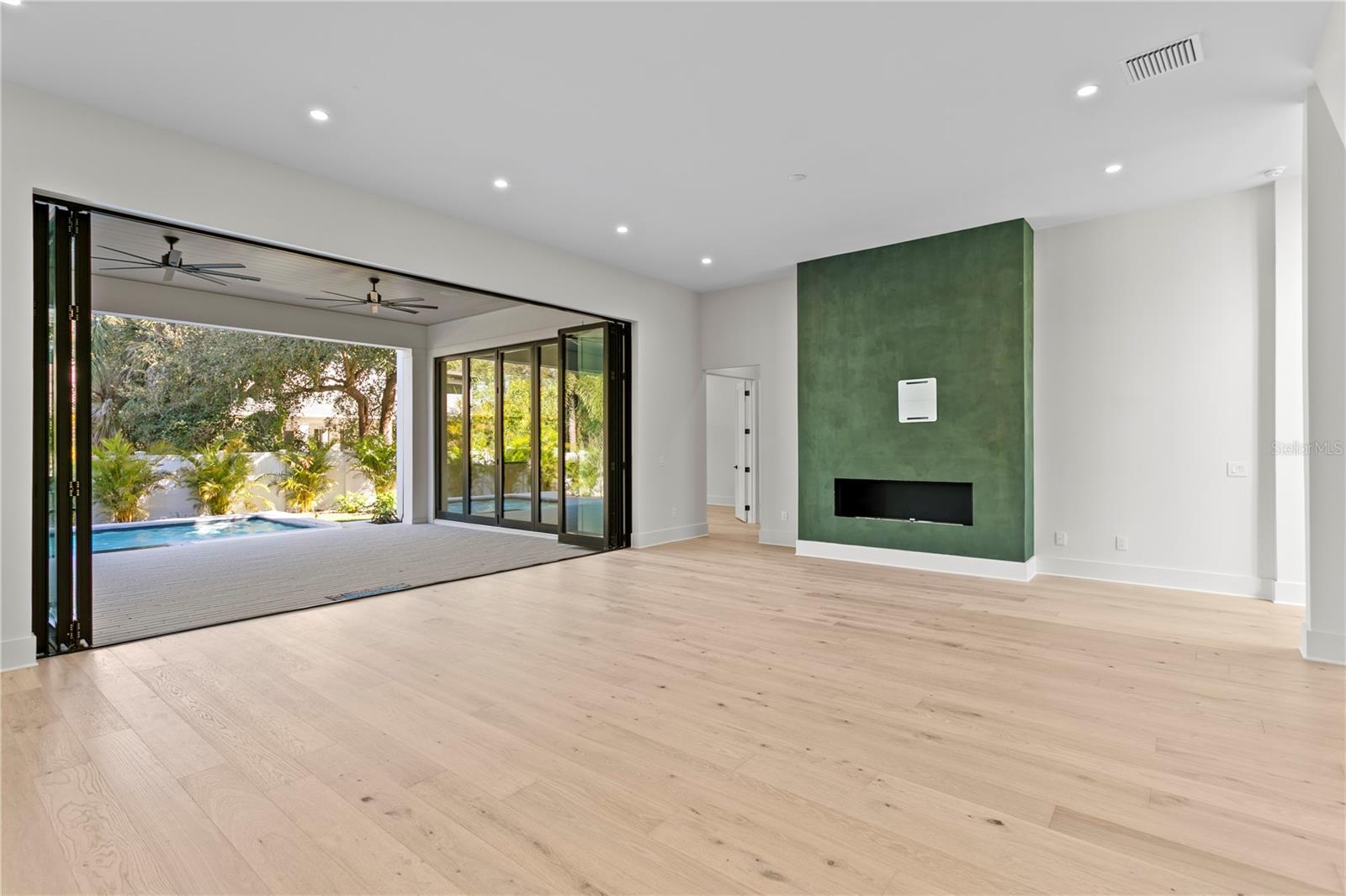 T3535891 Property Photo