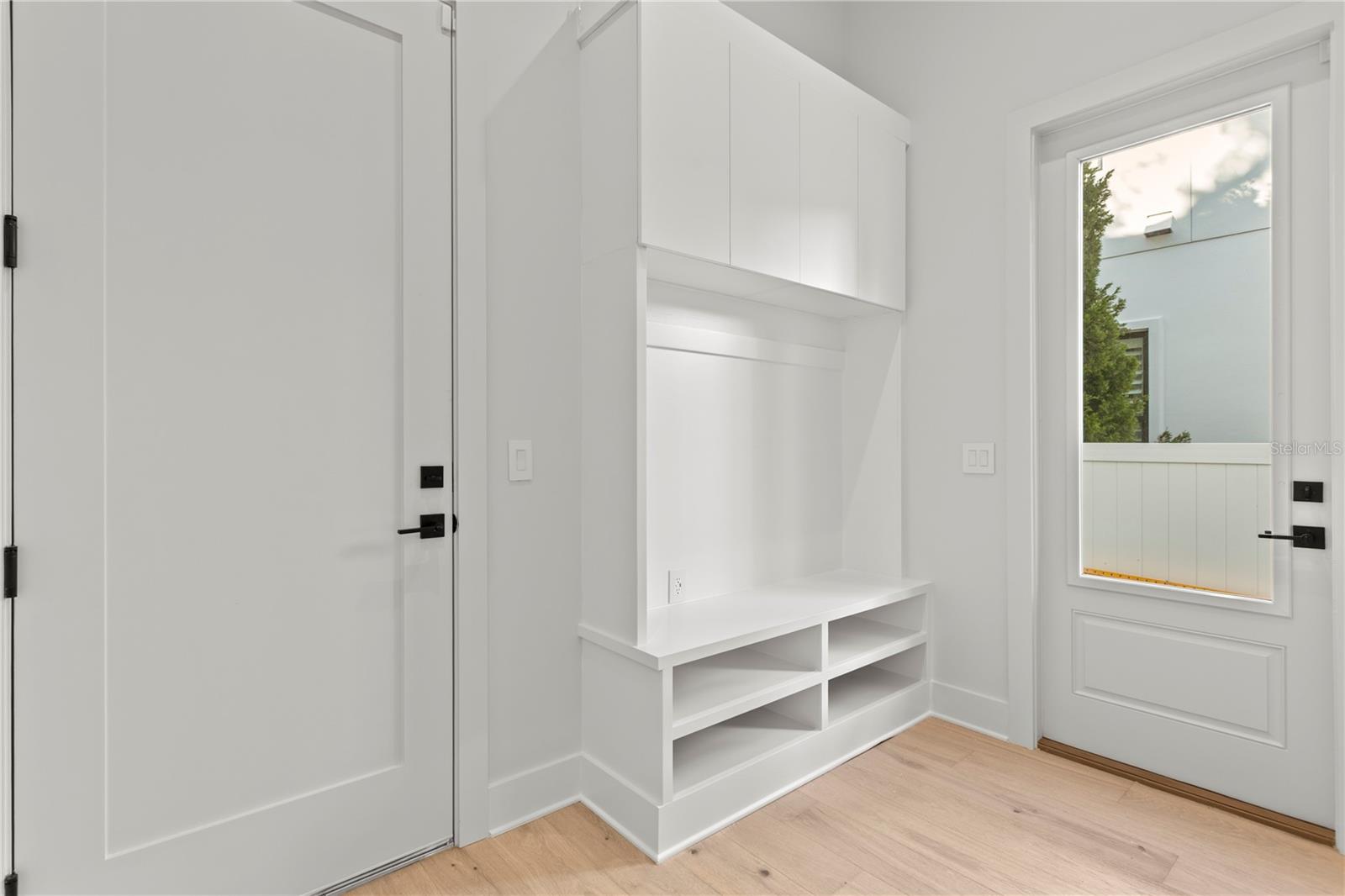 T3535891 Property Photo