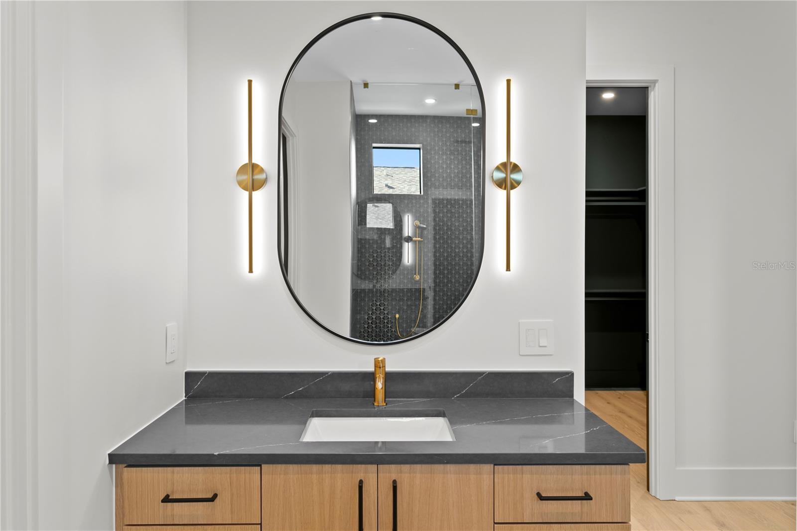 T3535891 Property Photo