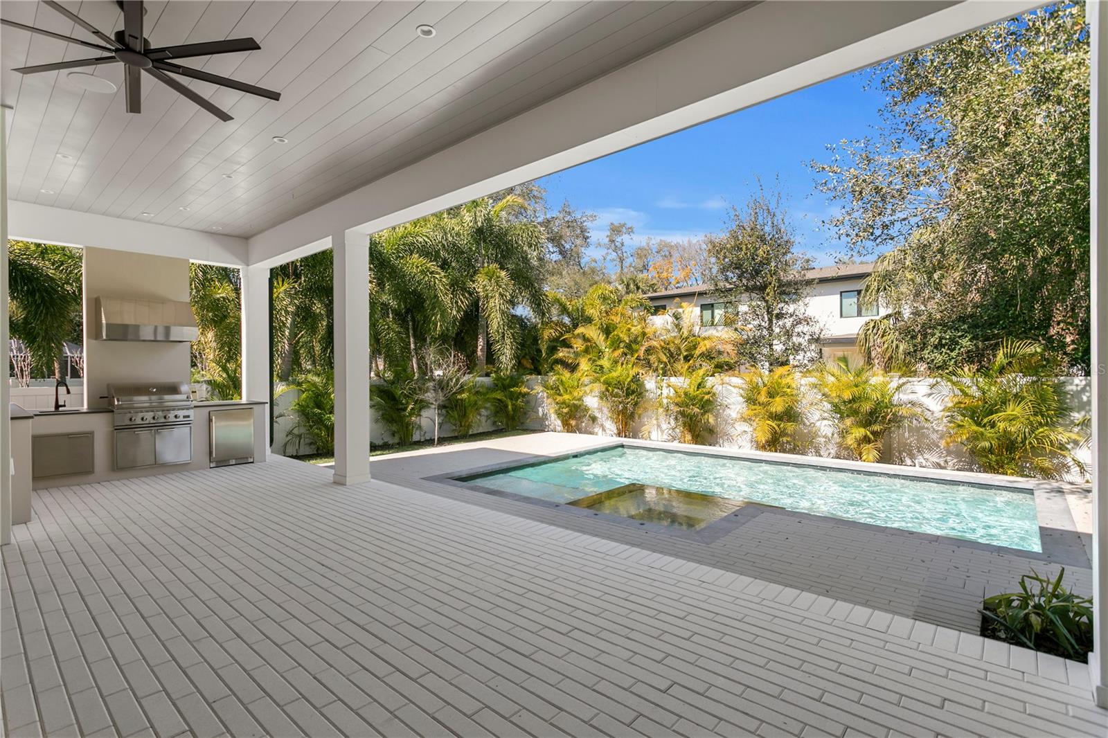 T3535891 Property Photo