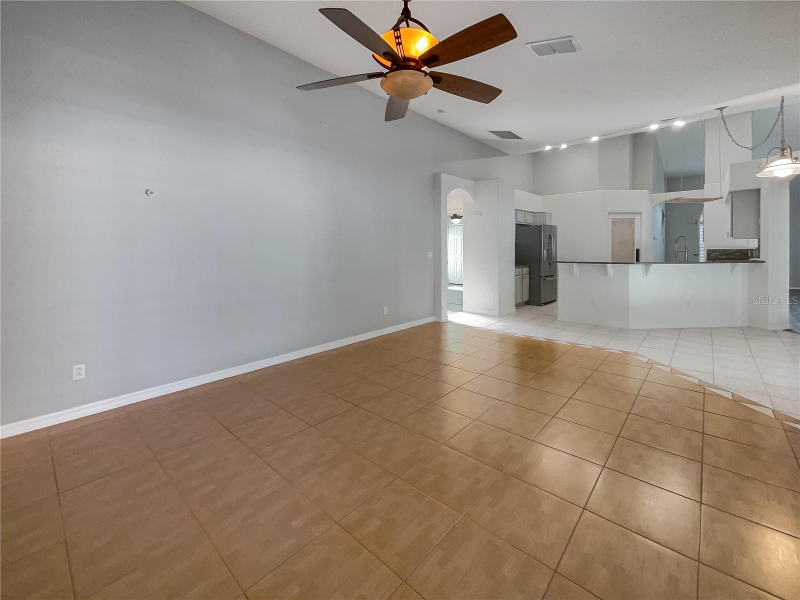 2704 CEDARIDGE CIR, CLERMONT, FL, 34711