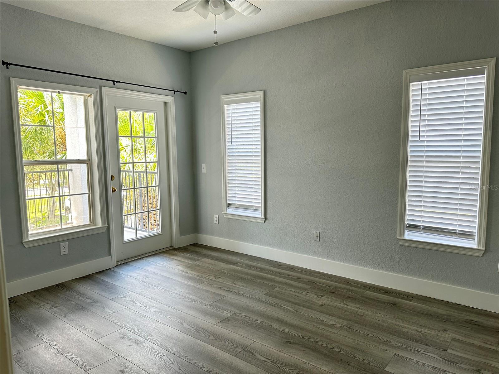 3561 CONROY RD #227, ORLANDO, FL, 32839