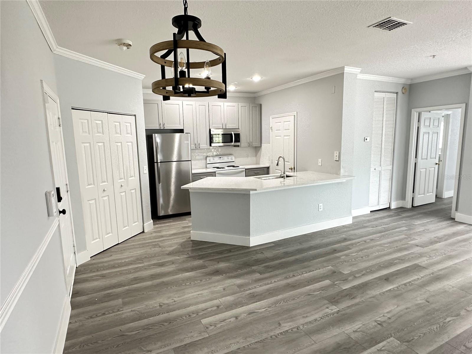 3561 CONROY RD #227, ORLANDO, FL, 32839