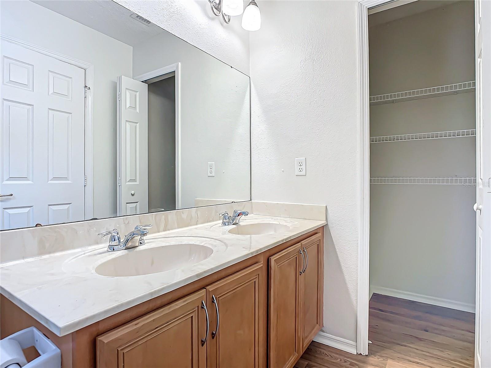 521 MOUNT OLYMPUS BLVD, NEW SMYRNA BEACH, FL, 32168