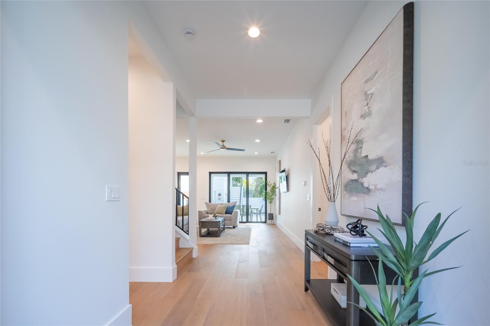 2440 FLOYD ST, SARASOTA, FL, 34239