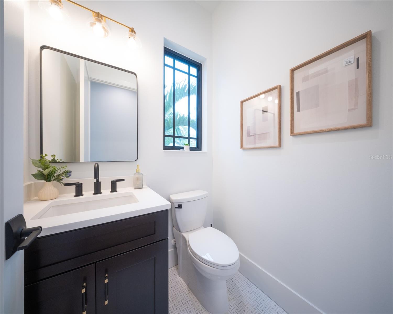 2440 FLOYD ST, SARASOTA, FL, 34239