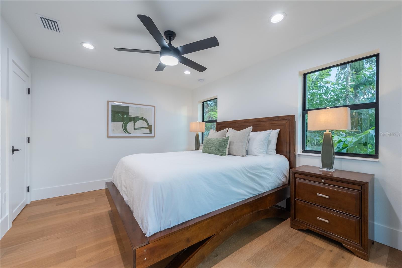 2440 FLOYD ST, SARASOTA, FL, 34239