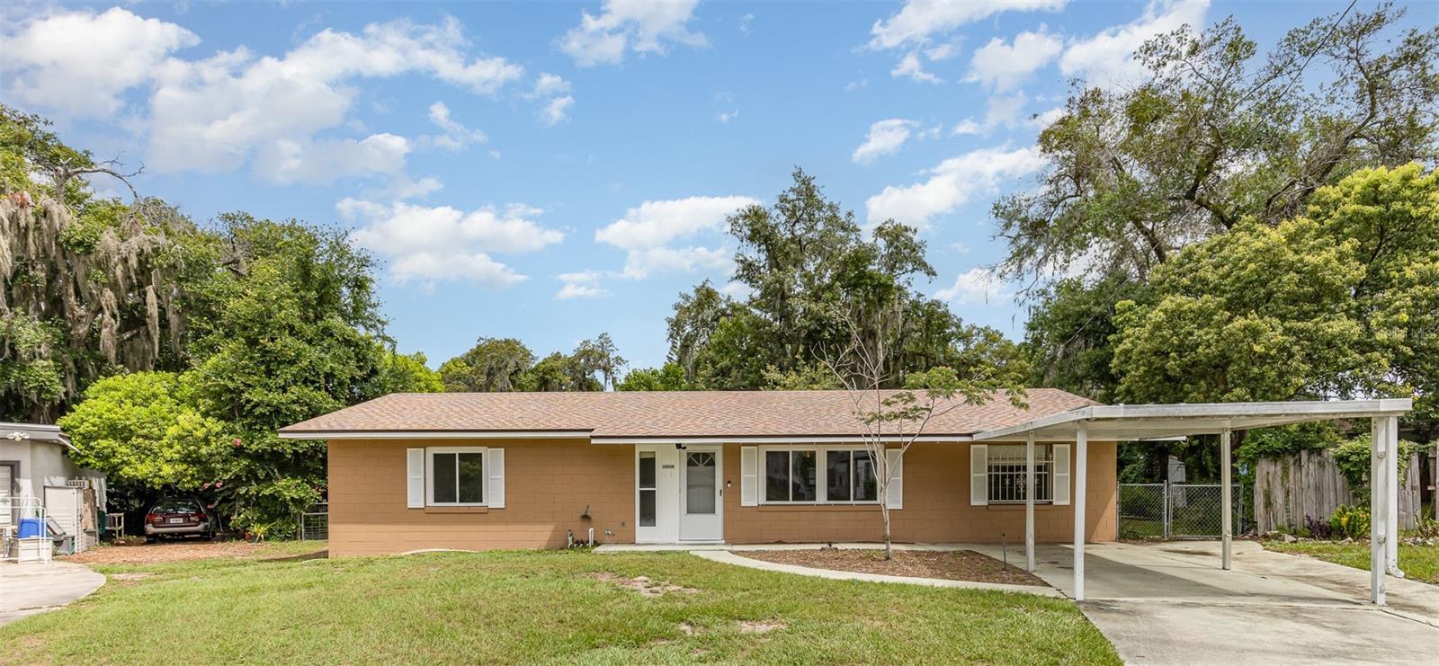 803 CAROL CT, TAVARES, FL, 32778