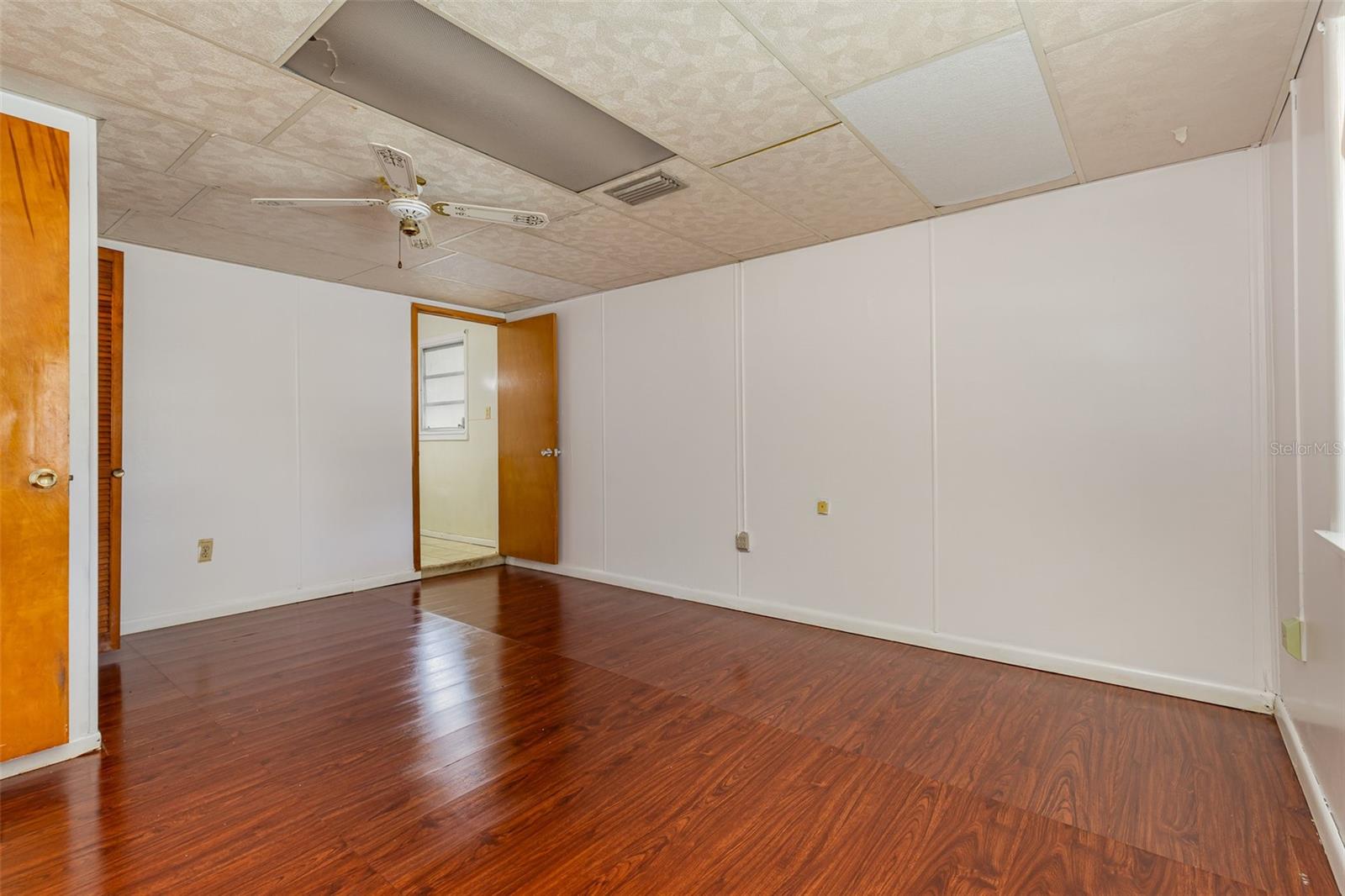 803 CAROL CT, TAVARES, FL, 32778