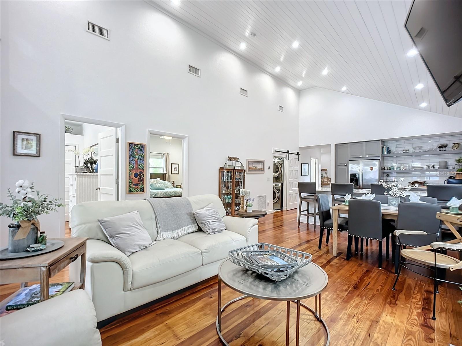 216 MURRAY ST, NEW SMYRNA BEACH, FL, 32168