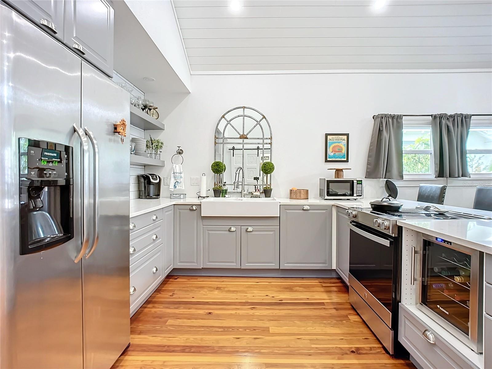 216 MURRAY ST, NEW SMYRNA BEACH, FL, 32168