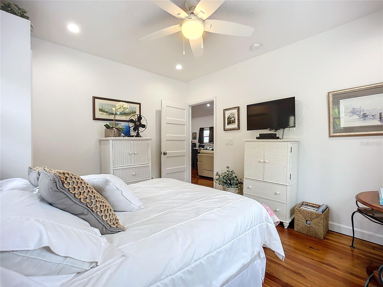 216 MURRAY ST, NEW SMYRNA BEACH, FL, 32168