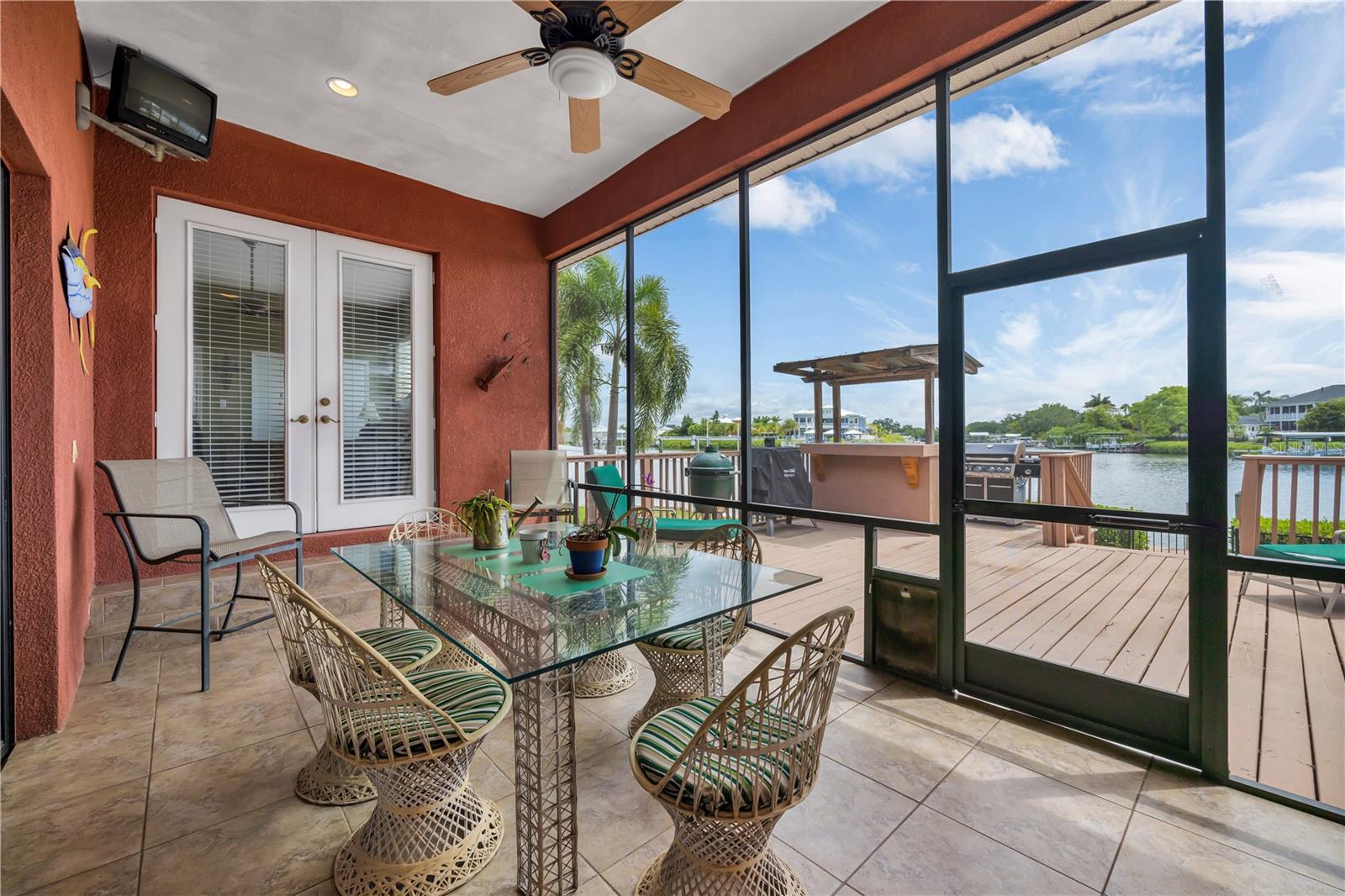 429 FLAMINGO DR, APOLLO BEACH, FL, 33572