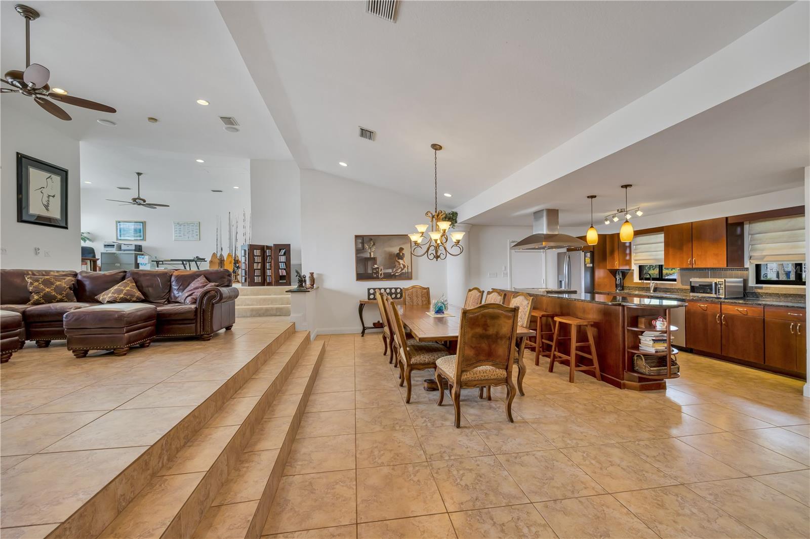 429 FLAMINGO DR, APOLLO BEACH, FL, 33572
