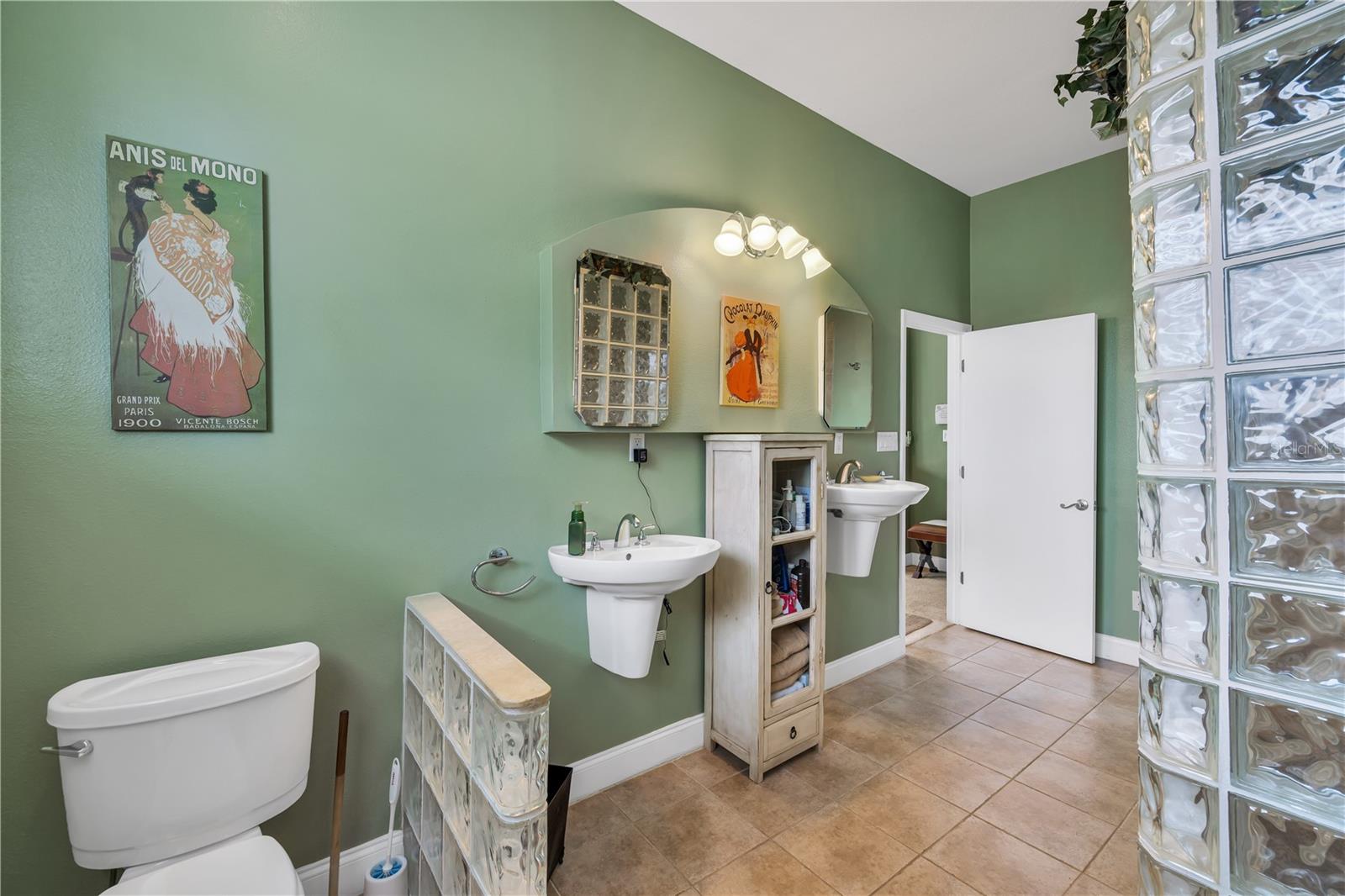 429 FLAMINGO DR, APOLLO BEACH, FL, 33572