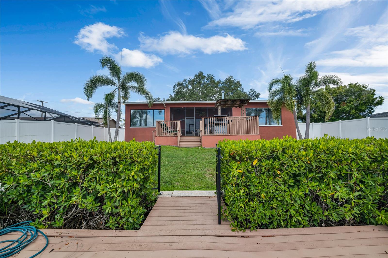 429 FLAMINGO DR, APOLLO BEACH, FL, 33572