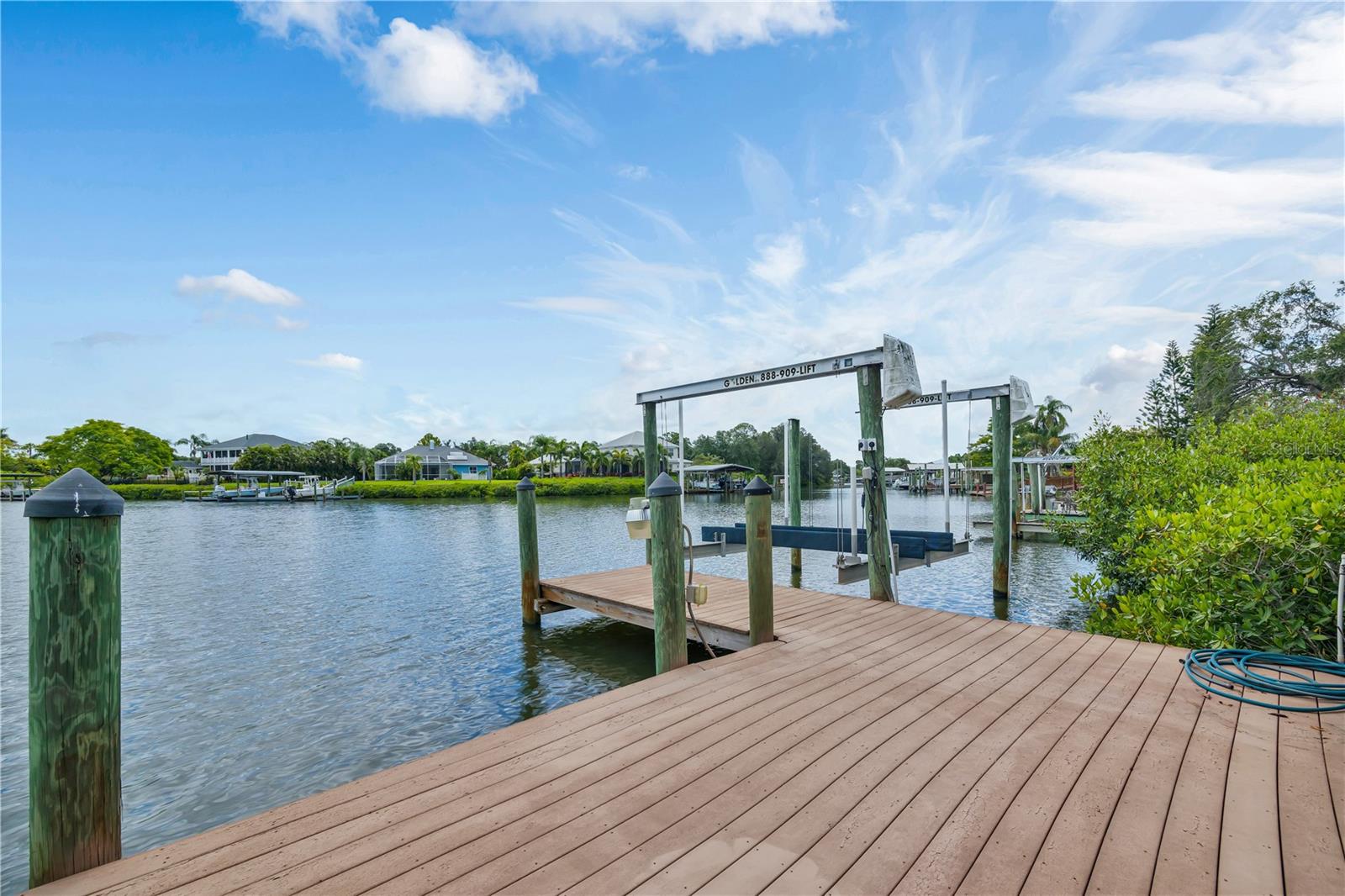 429 FLAMINGO DR, APOLLO BEACH, FL, 33572