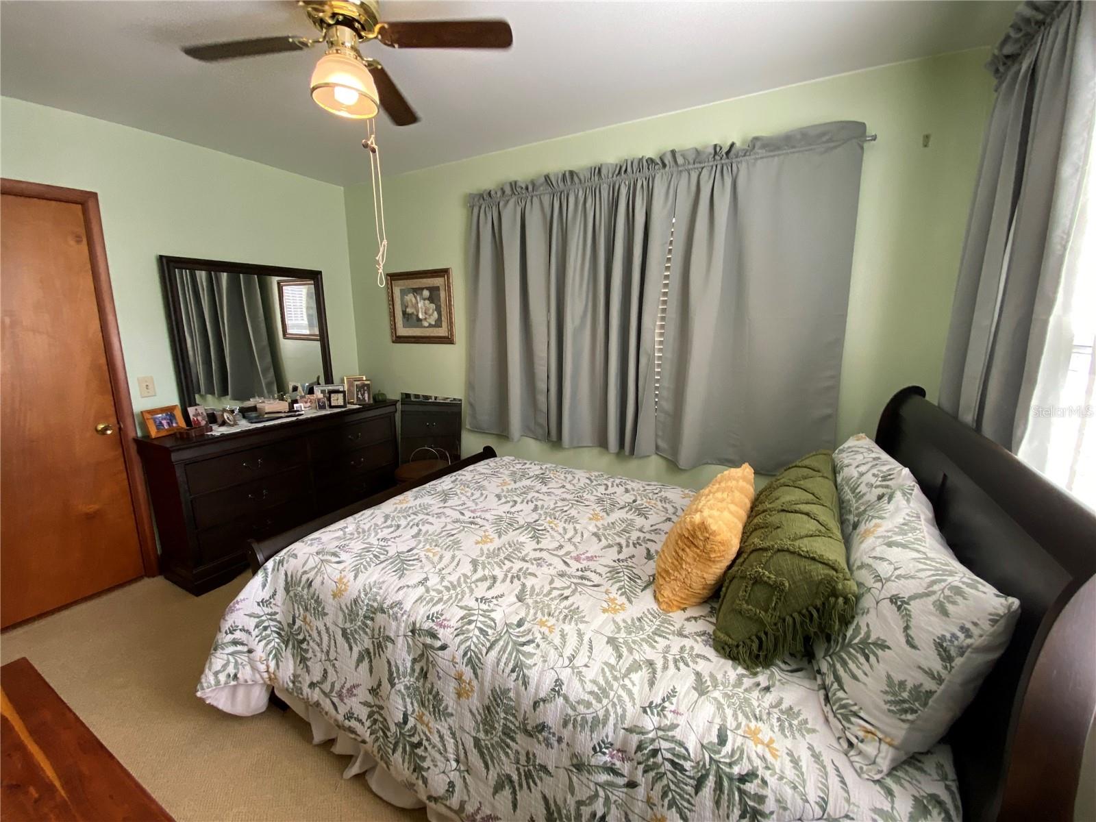 600 NW HOLIDAY DR, LAKE CITY, FL, 32055