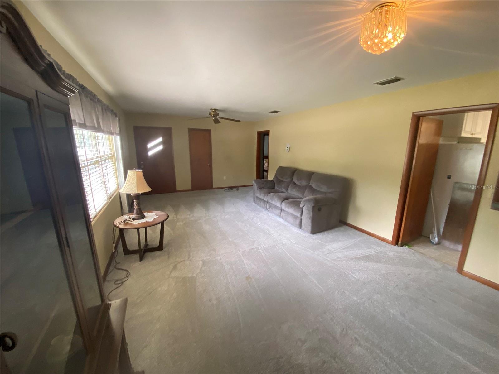 600 NW HOLIDAY DR, LAKE CITY, FL, 32055