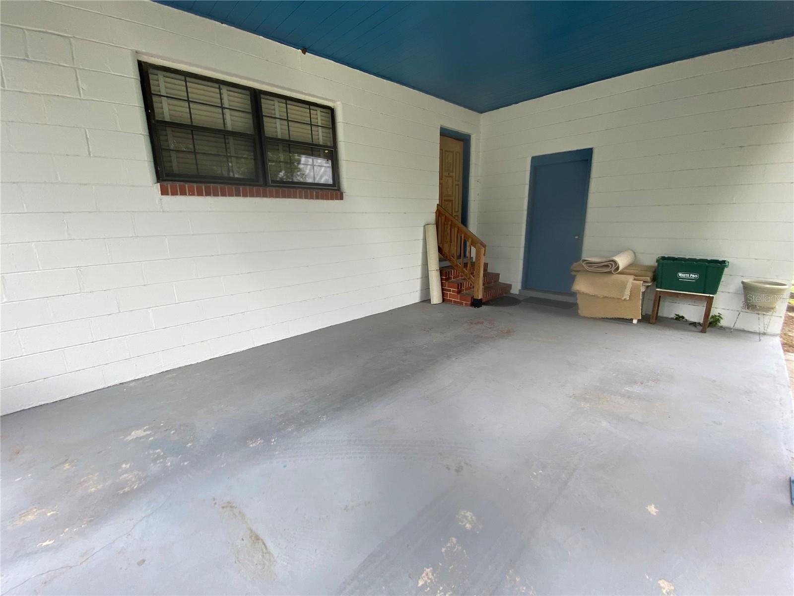 600 NW HOLIDAY DR, LAKE CITY, FL, 32055