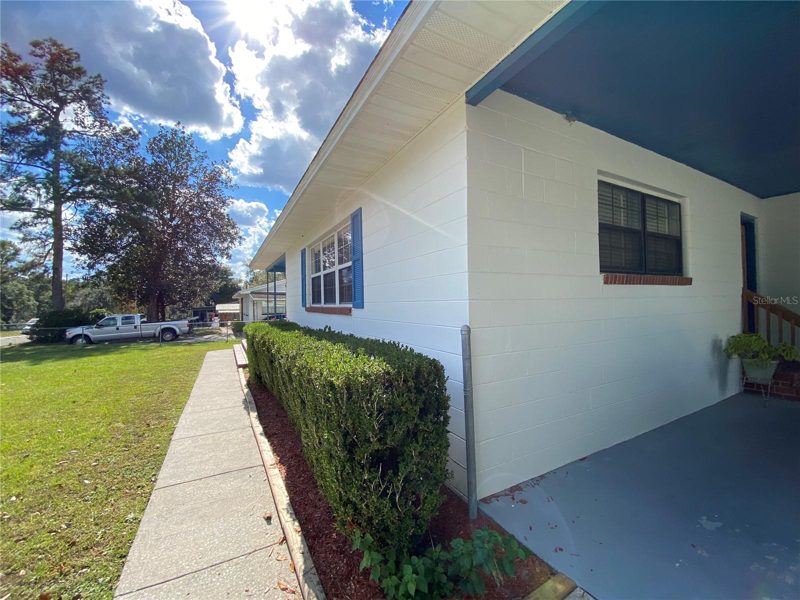 600 NW HOLIDAY DR, LAKE CITY, FL, 32055