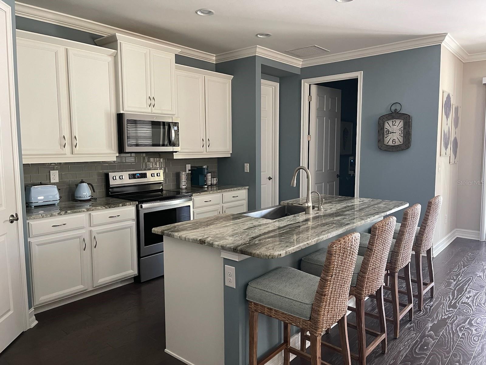 219 MARAVIYA BLVD, NOKOMIS, FL, 34275