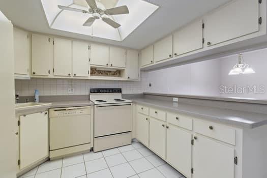 1515 FORREST NELSON BLVD #E106, PORT CHARLOTTE, FL, 33952