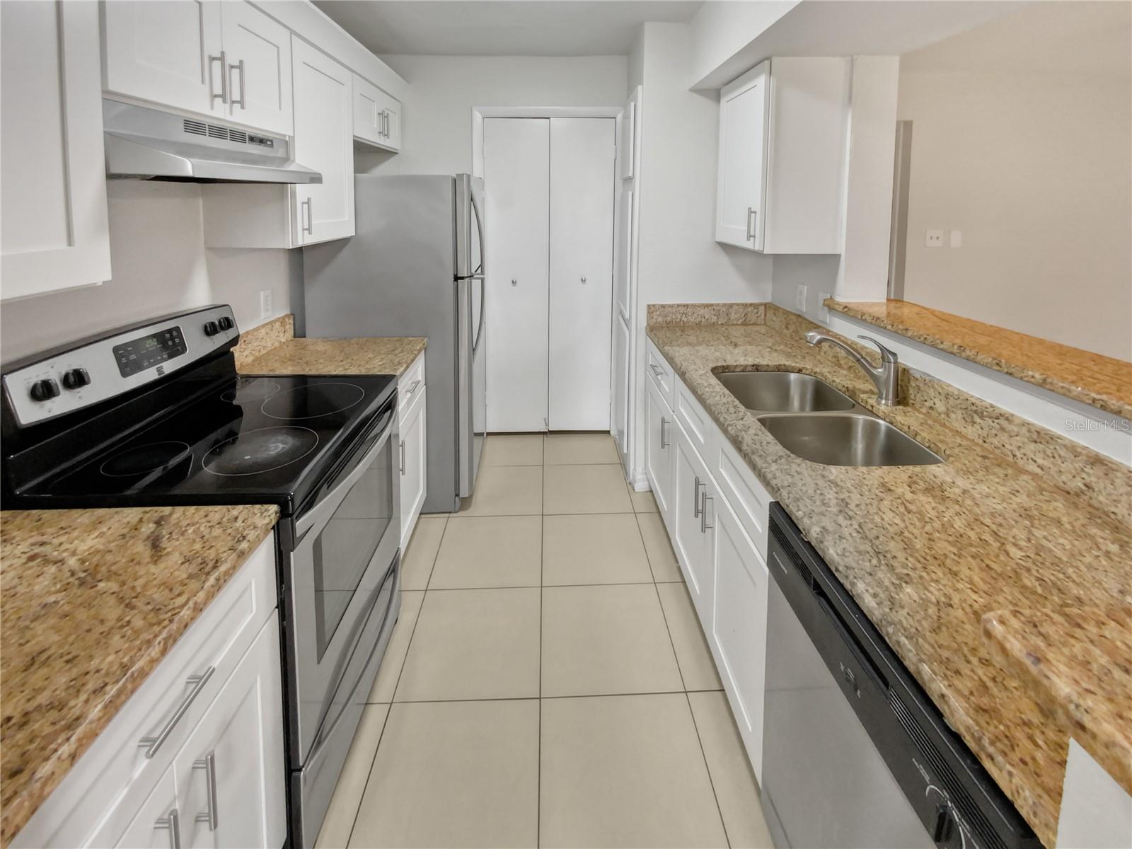 5545 DEVONBRIAR WAY #I101, ORLANDO, FL, 32822