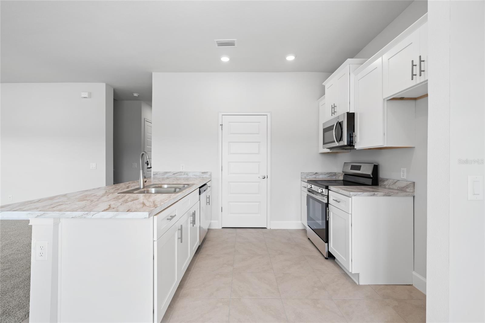 1855 N ROBERTS TRL, BELL, FL, 32619