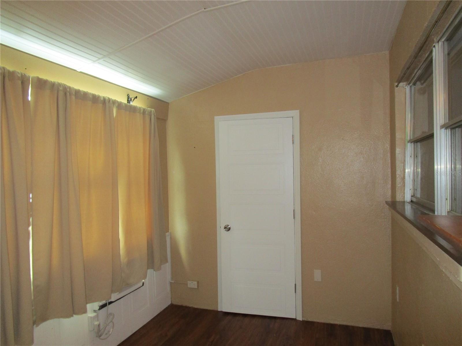 5915 18TH ST N #15, ST PETERSBURG, FL, 33714