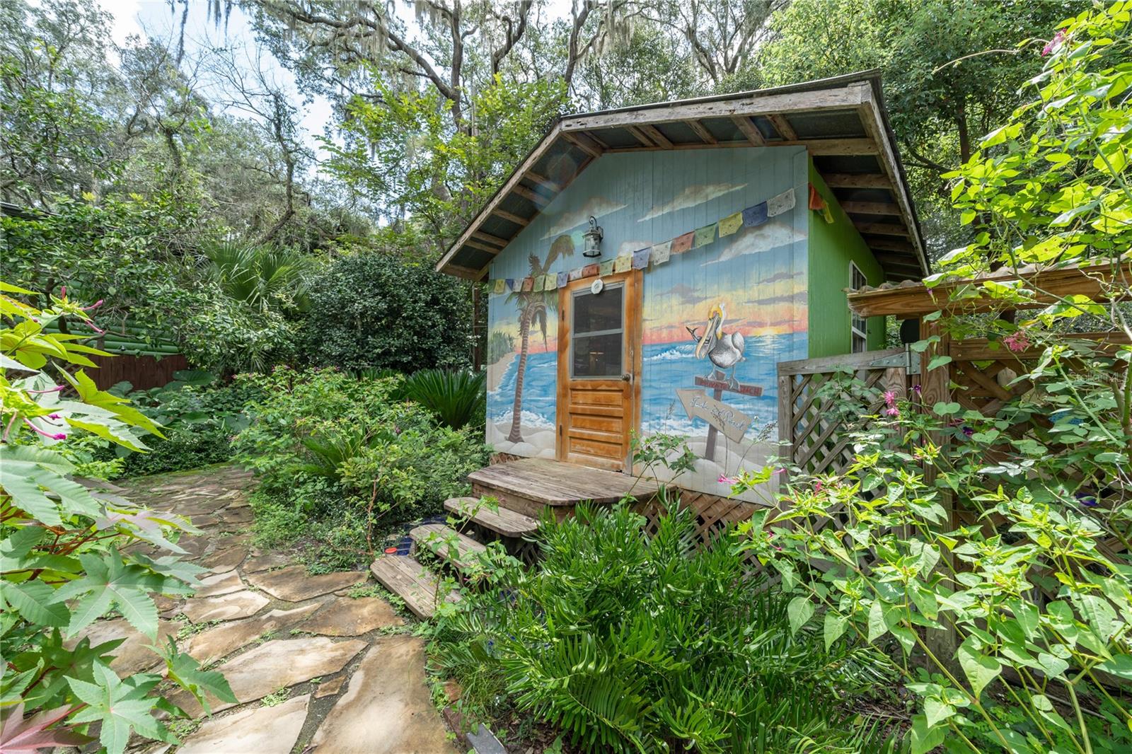 250 W WEST LAKE DR, HAWTHORNE, FL, 32640