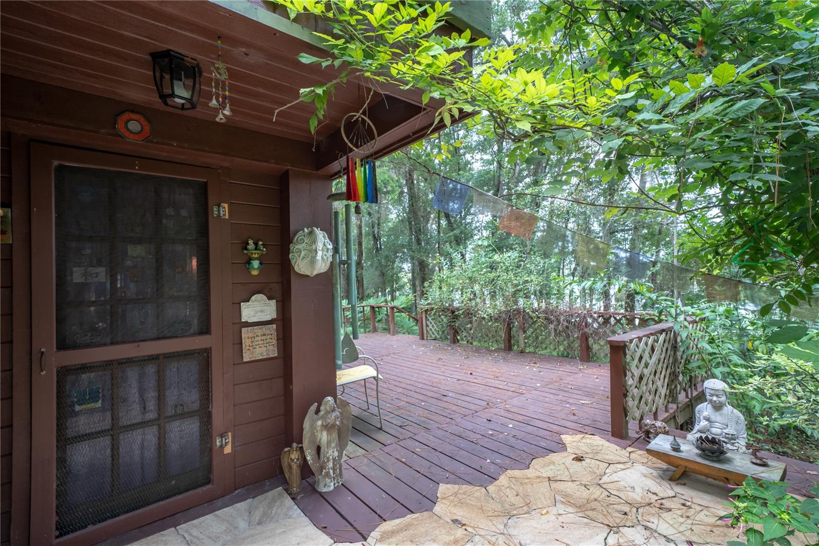 250 W WEST LAKE DR, HAWTHORNE, FL, 32640