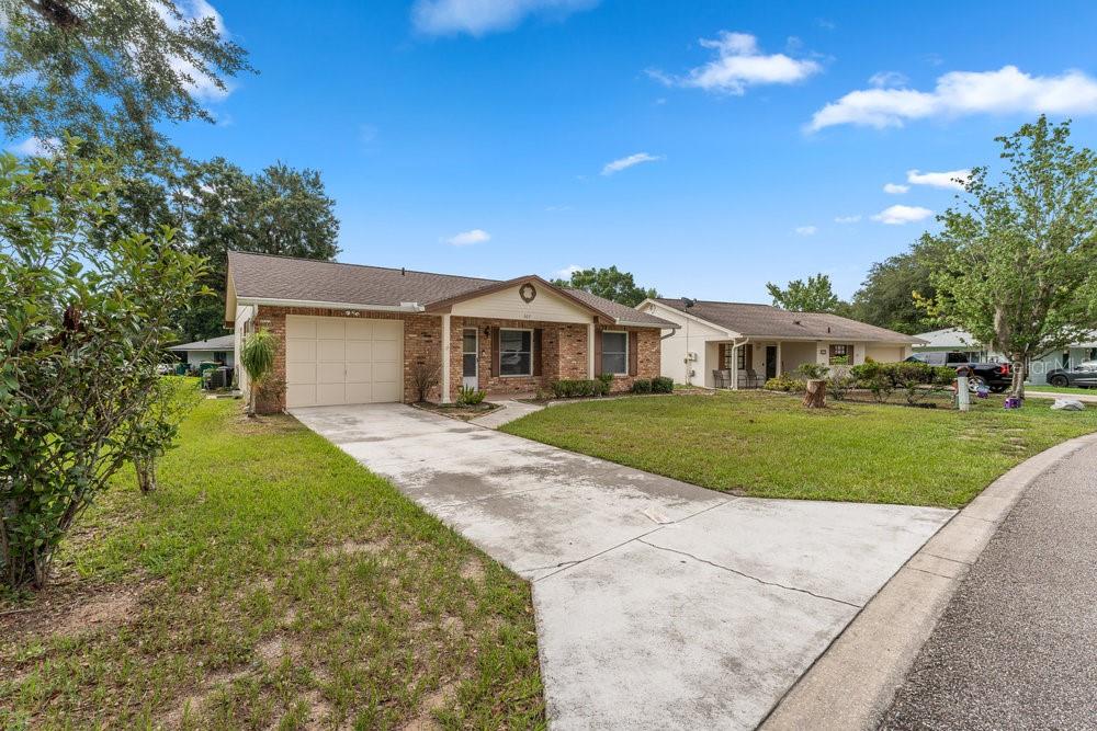 607 BROOKLINE AVE, EUSTIS, FL, 32726