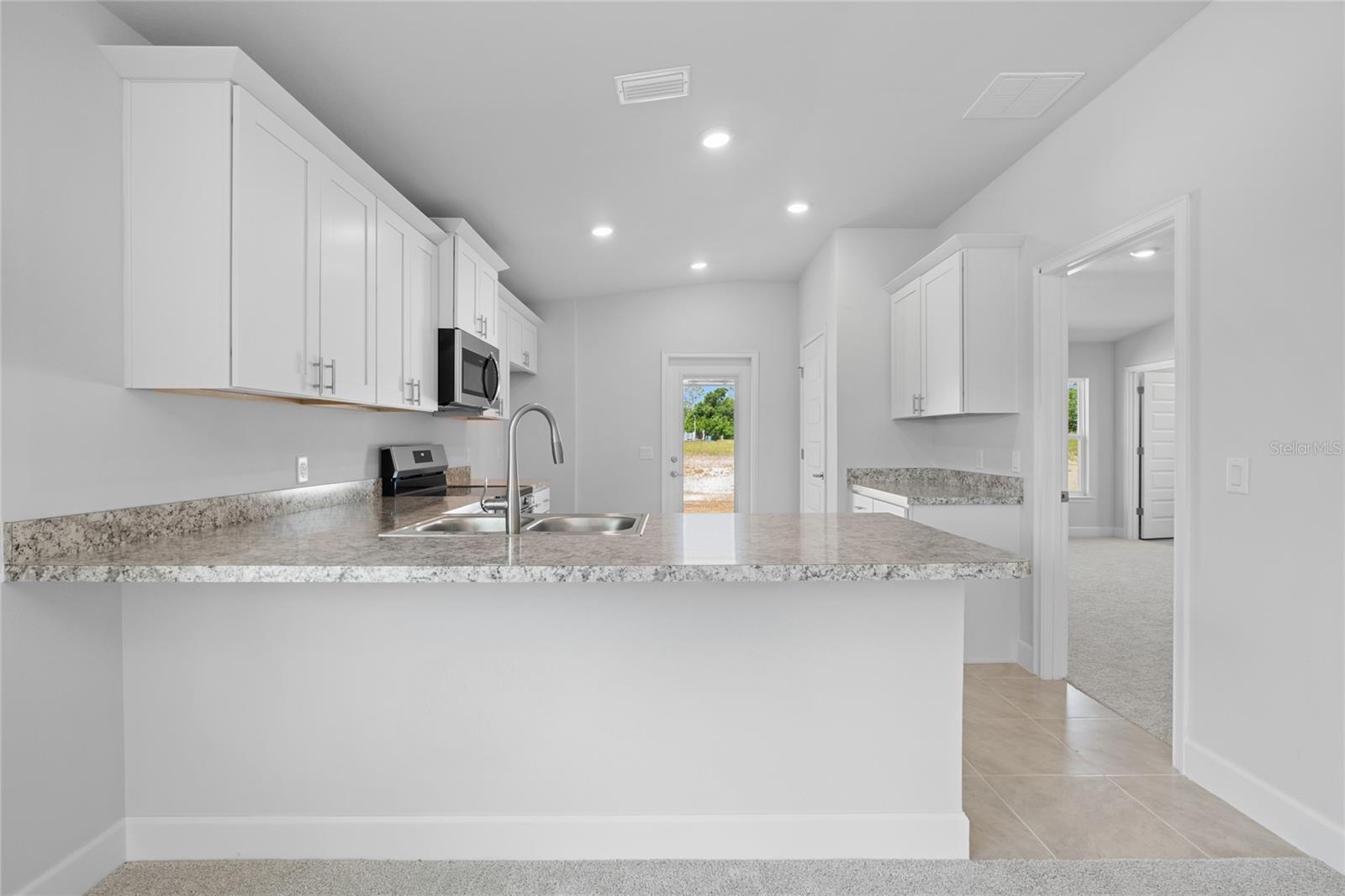 1955 N ROBERTS TRL, BELL, FL, 32619