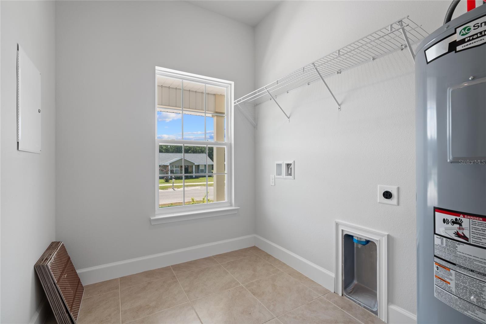 1955 N ROBERTS TRL, BELL, FL, 32619