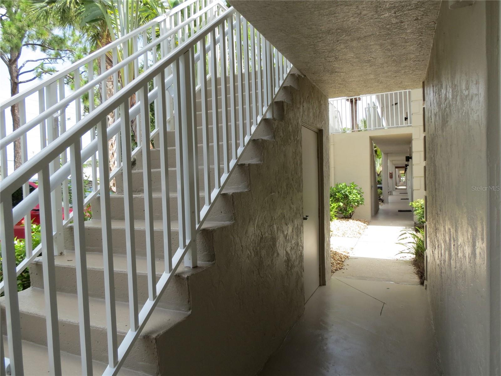 972 LA COSTA CIR #6, SARASOTA, FL, 34237