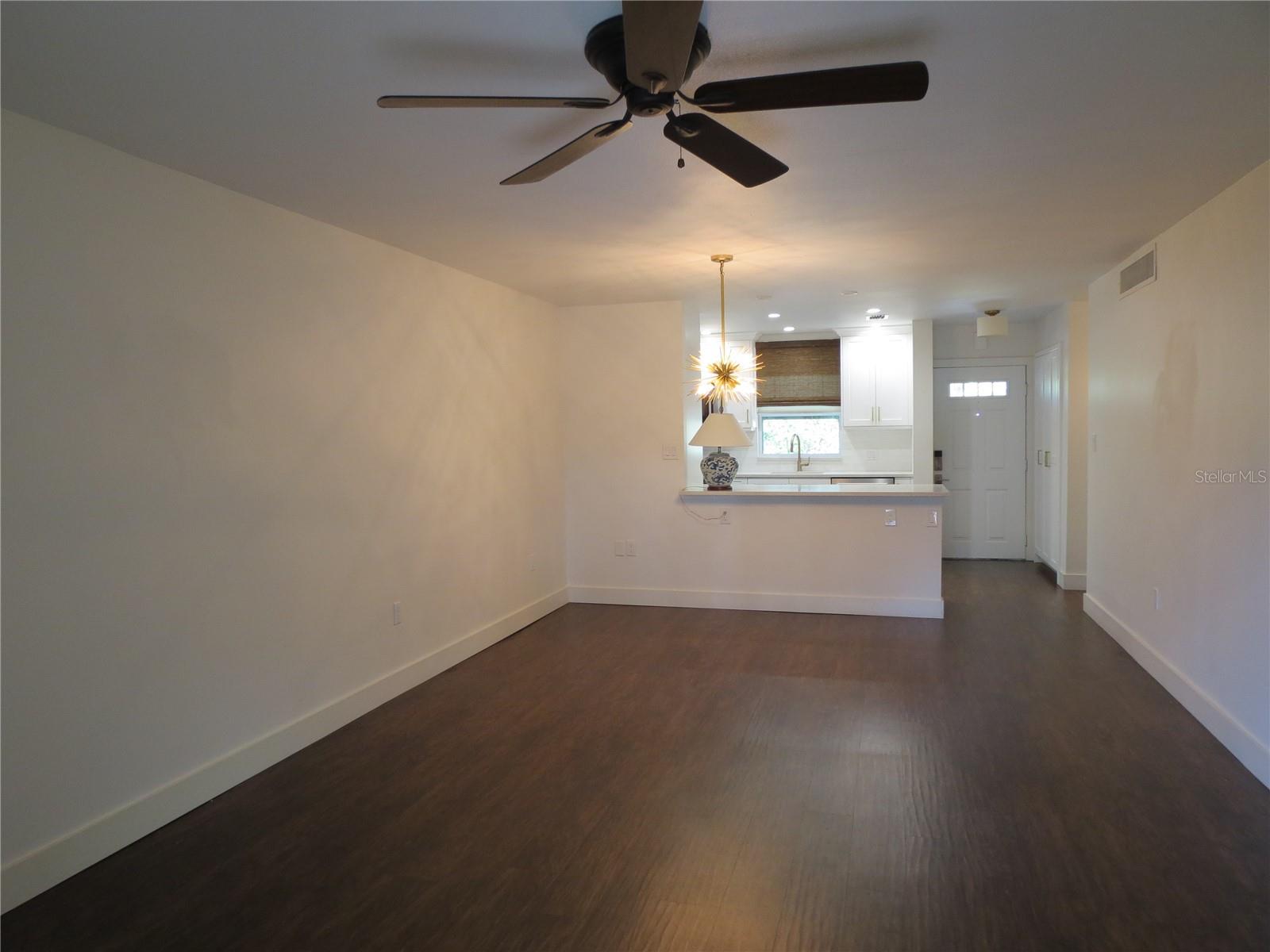 972 LA COSTA CIR #6, SARASOTA, FL, 34237