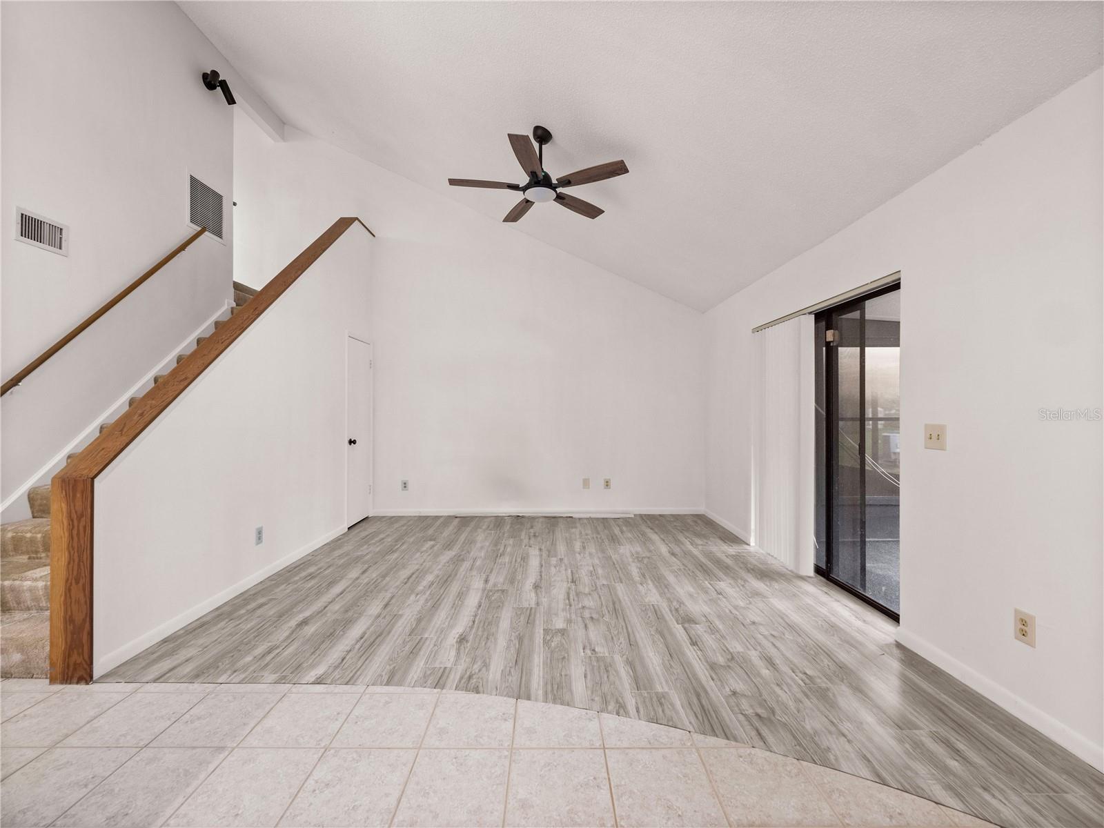 225 TERRACE HILL BLVD #1C, DEBARY, FL, 32713