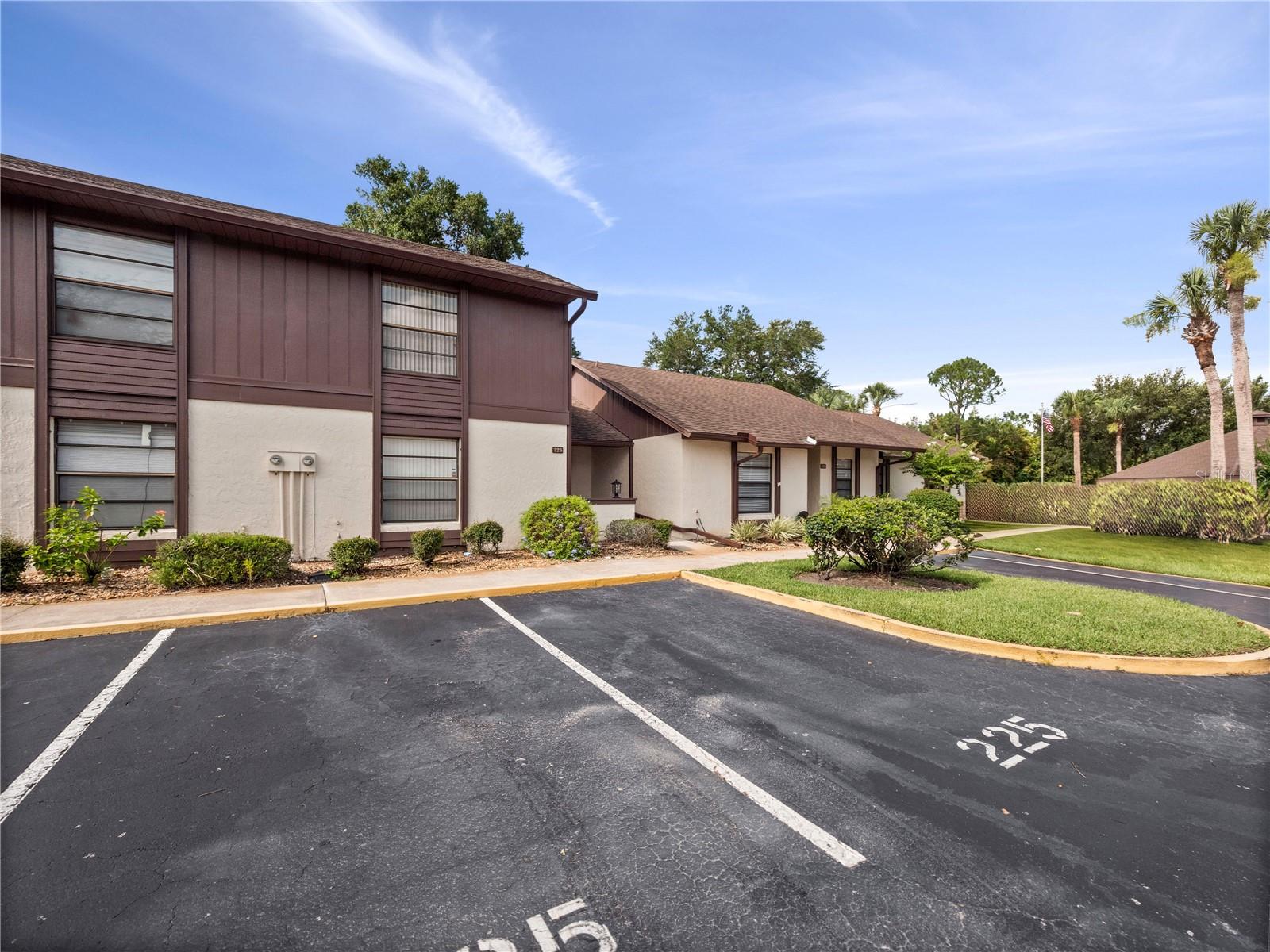 225 TERRACE HILL BLVD #1C, DEBARY, FL, 32713