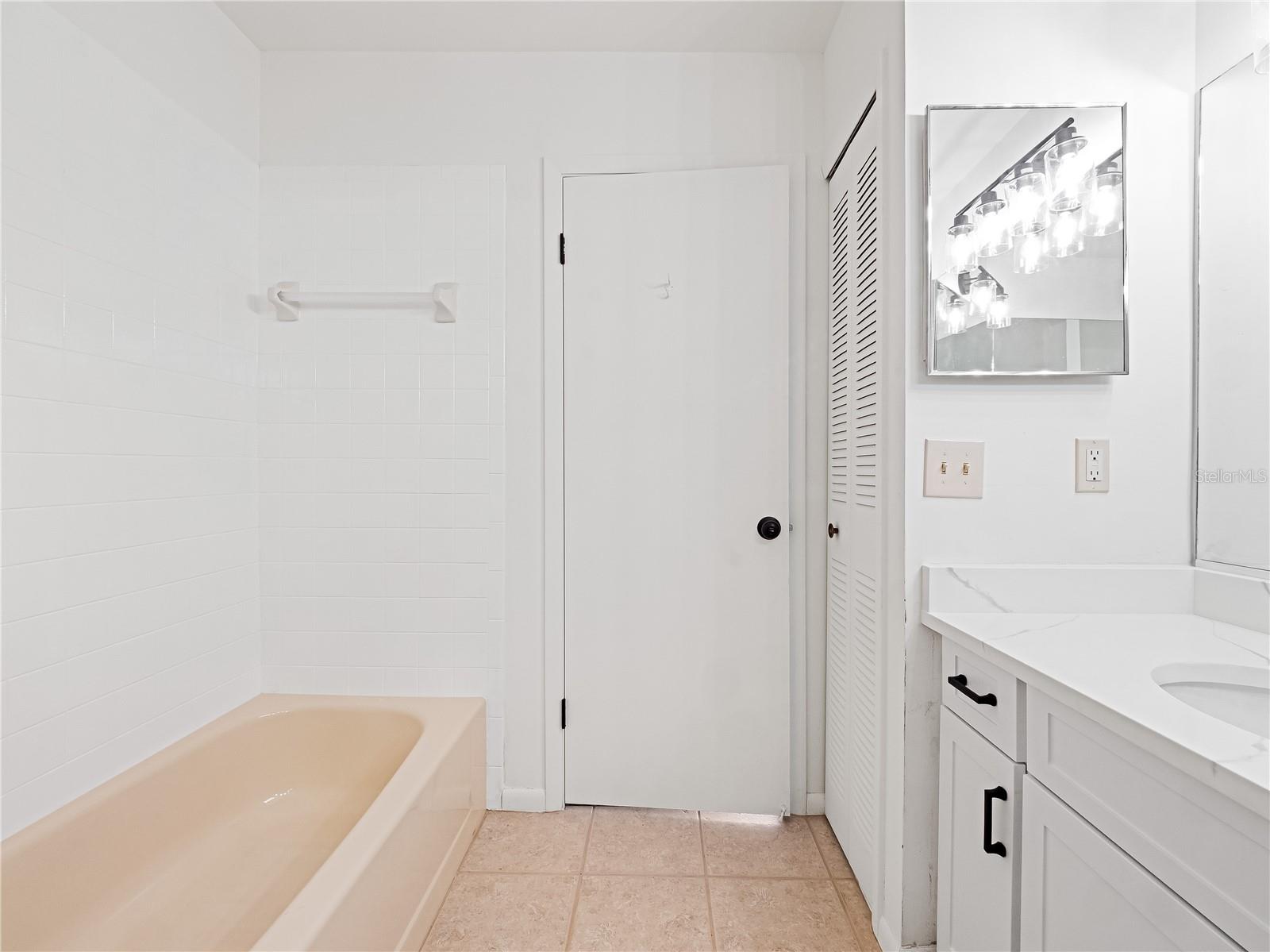 225 TERRACE HILL BLVD #1C, DEBARY, FL, 32713
