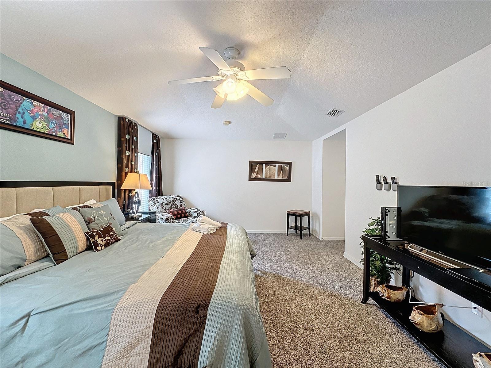 1058 ORANGE COSMOS BLVD, DAVENPORT, FL, 33837
