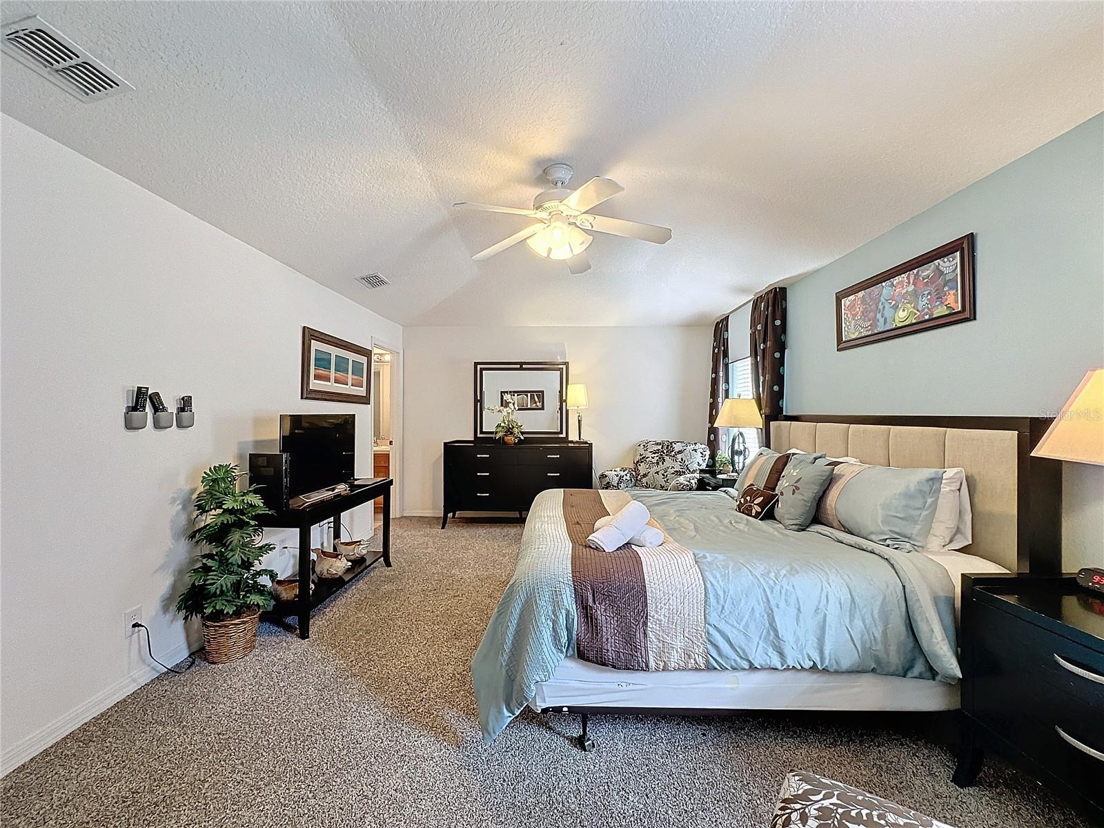 1058 ORANGE COSMOS BLVD, DAVENPORT, FL, 33837
