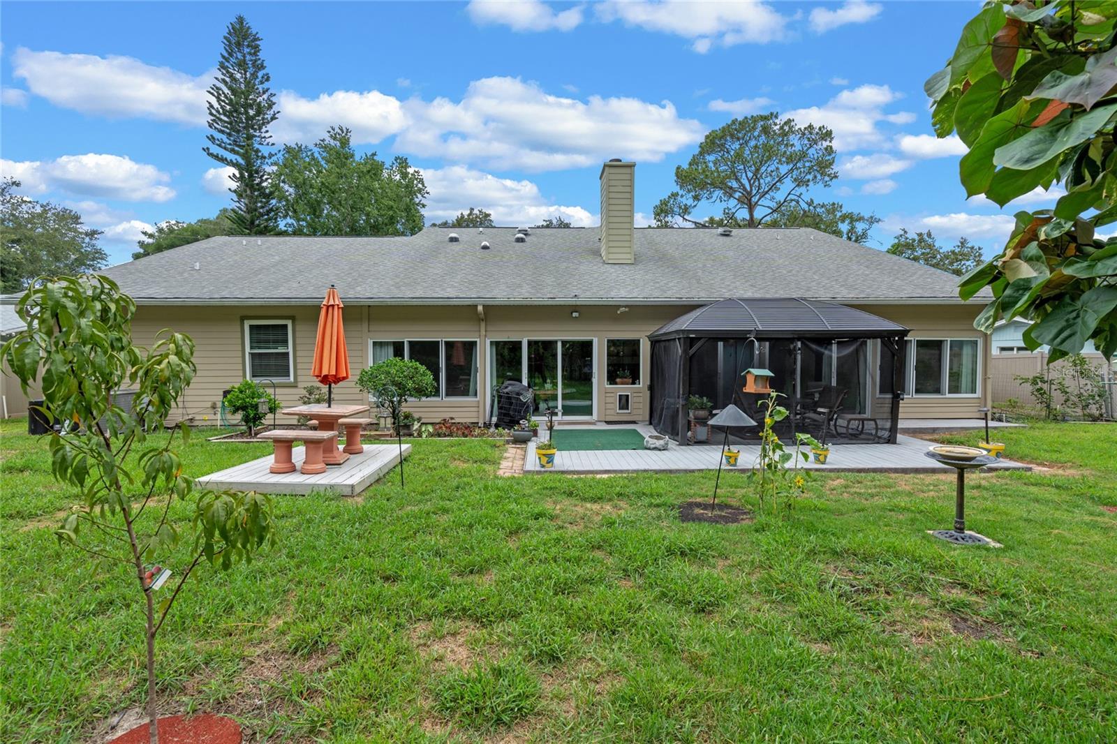 33412 E LAKE JOANNA DR, EUSTIS, FL, 32736