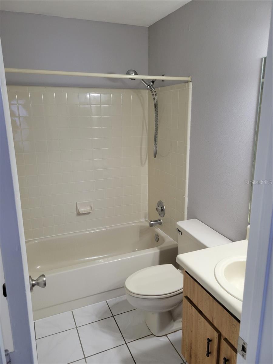 4858 S SEMORAN BLVD #2101, ORLANDO, FL, 32822