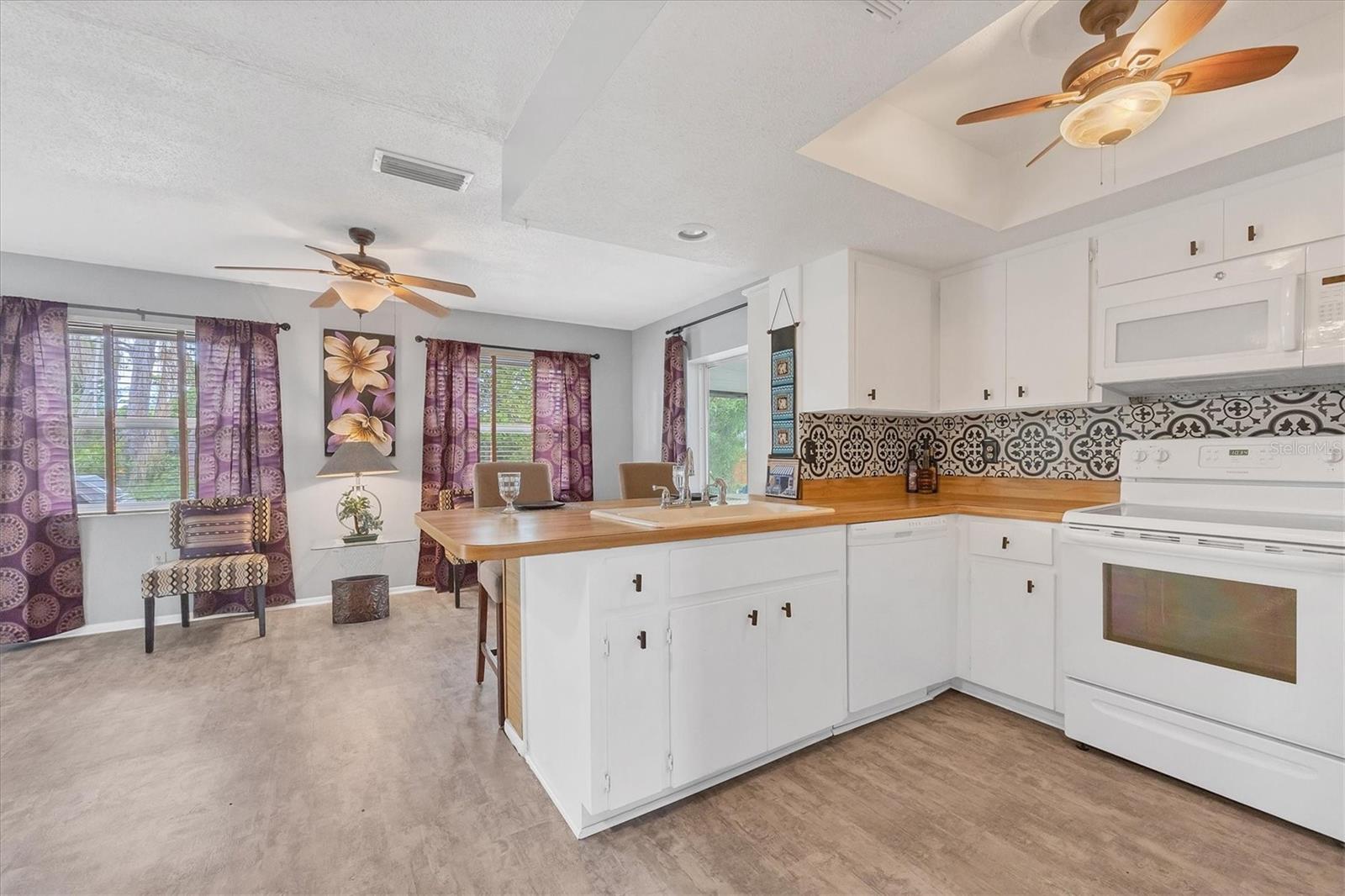 1087 W BAFFIN DR, VENICE, FL, 34293