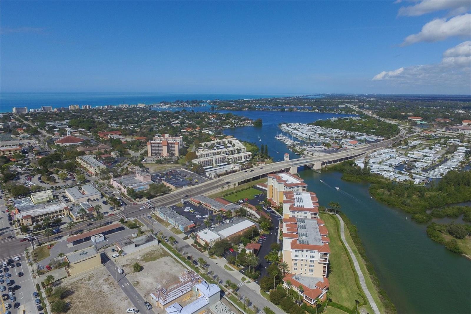 1087 W BAFFIN DR, VENICE, FL, 34293
