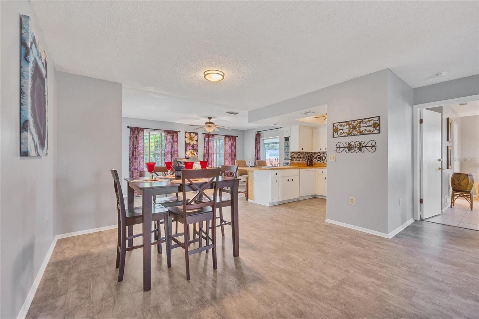 1087 W BAFFIN DR, VENICE, FL, 34293